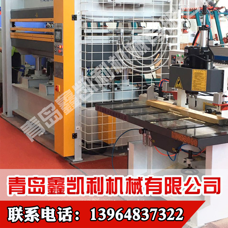 貼面熱壓機(jī)出現(xiàn)漏油情況怎么辦？